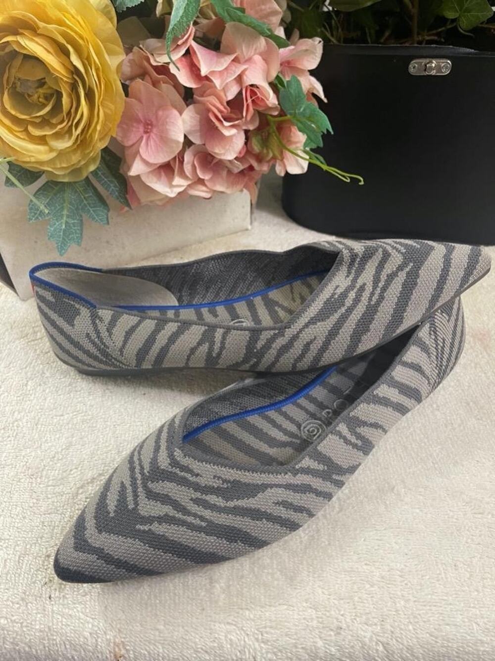 Rothy's The Point TIGER PRINT flat shoe size 9.5(sh3000